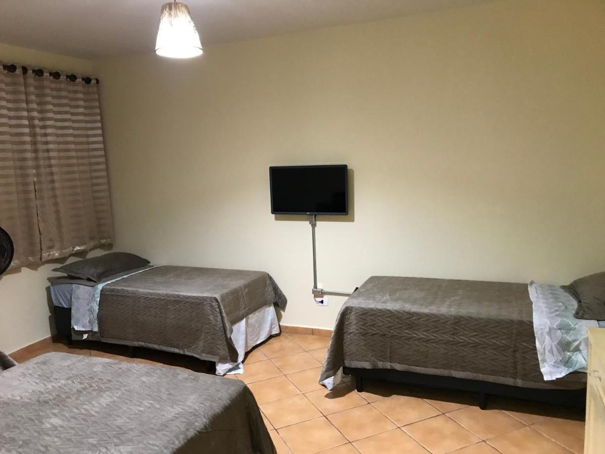 Ga2-Hospedagem Proximo Ao Aeroporto De גווארולוס מראה חיצוני תמונה